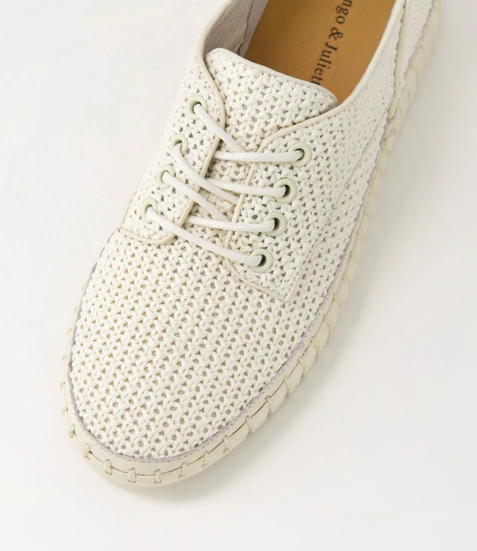 Django & Juliette - Hamburg Ivory