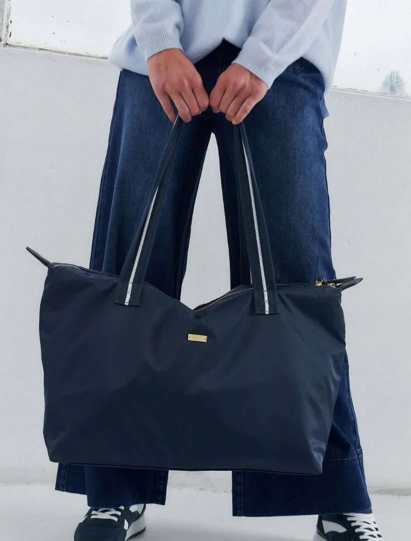 Zjoosh - The Runway Bag - Navy