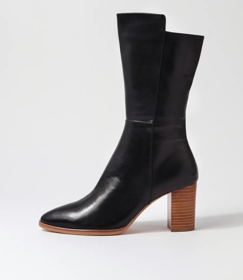 Django & Juliette - Aisley