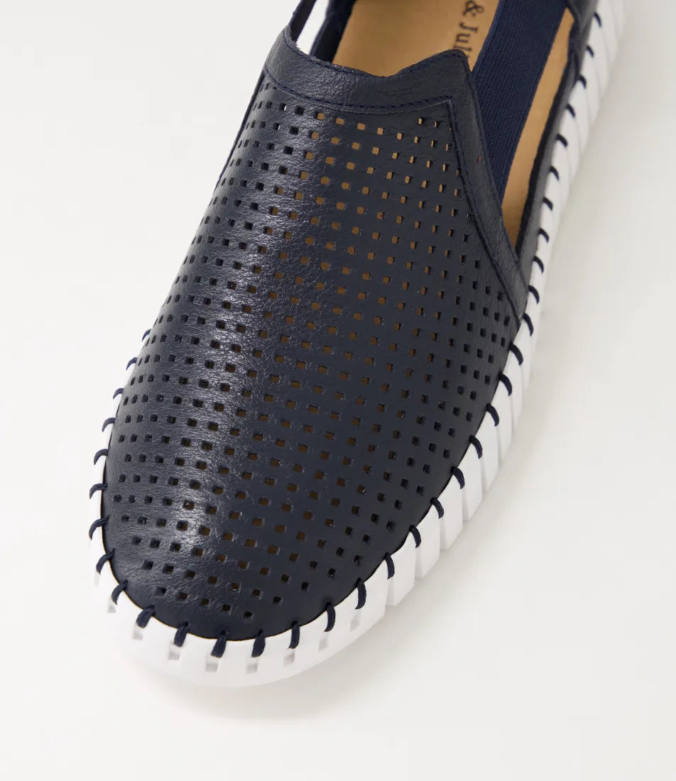 Django & Juliette - Habiki Navy White