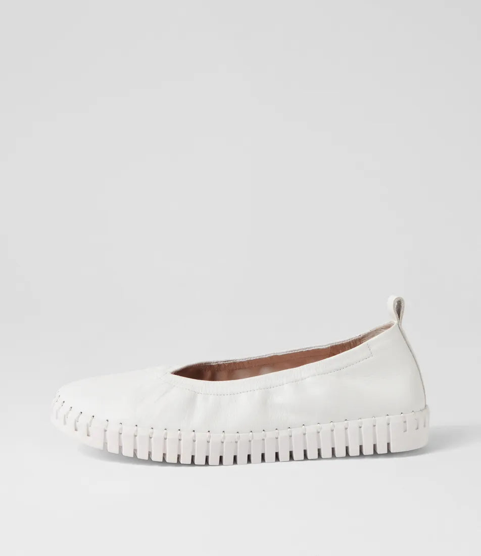 Dajngo & Juliette - Heaton