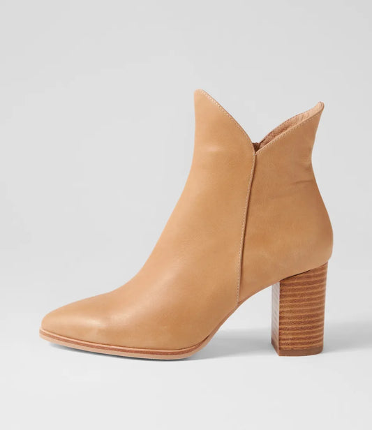 Django and 2025 juliette sadore boots