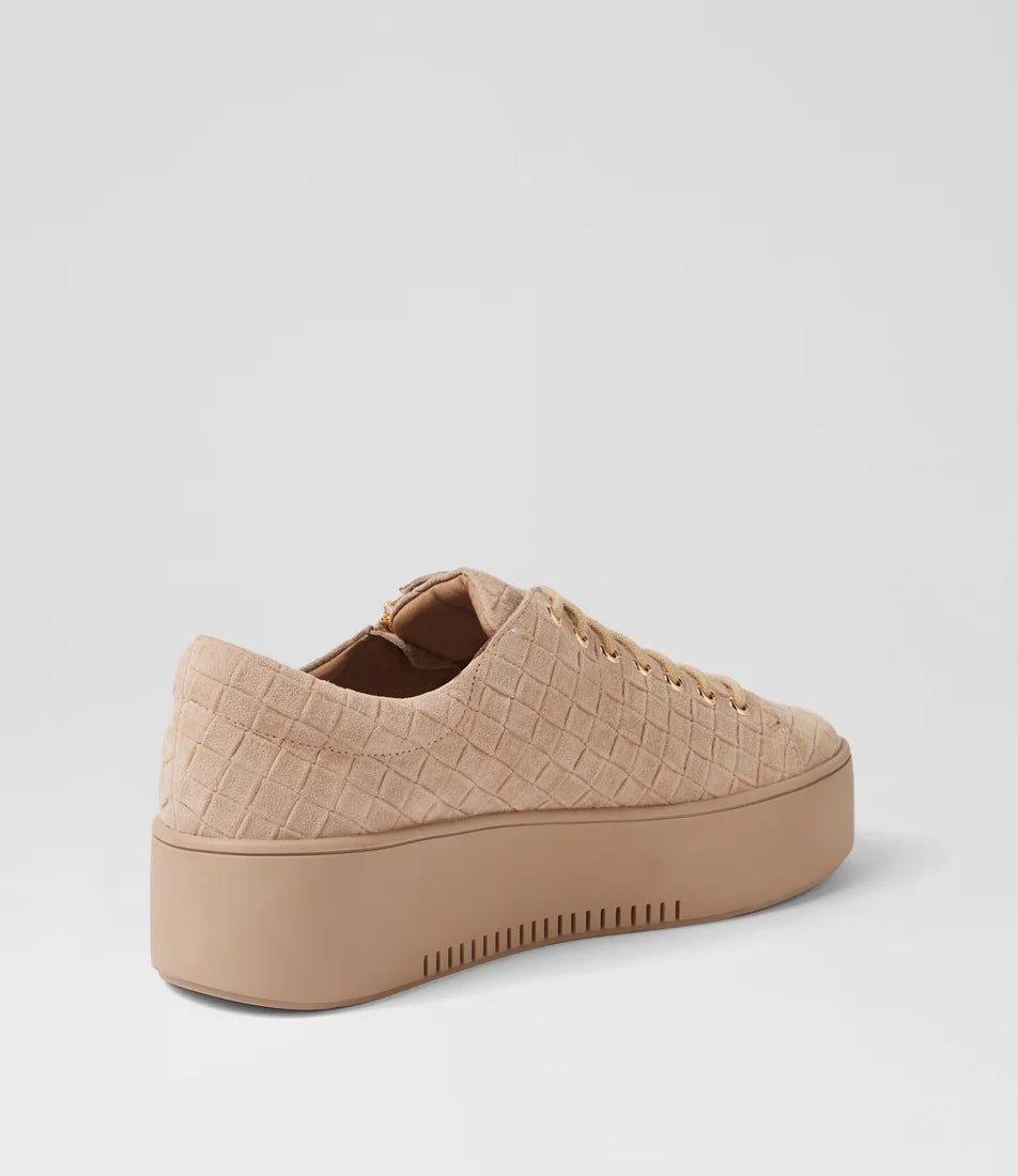Django & Juliette - Wolfeta New Sandy Suede