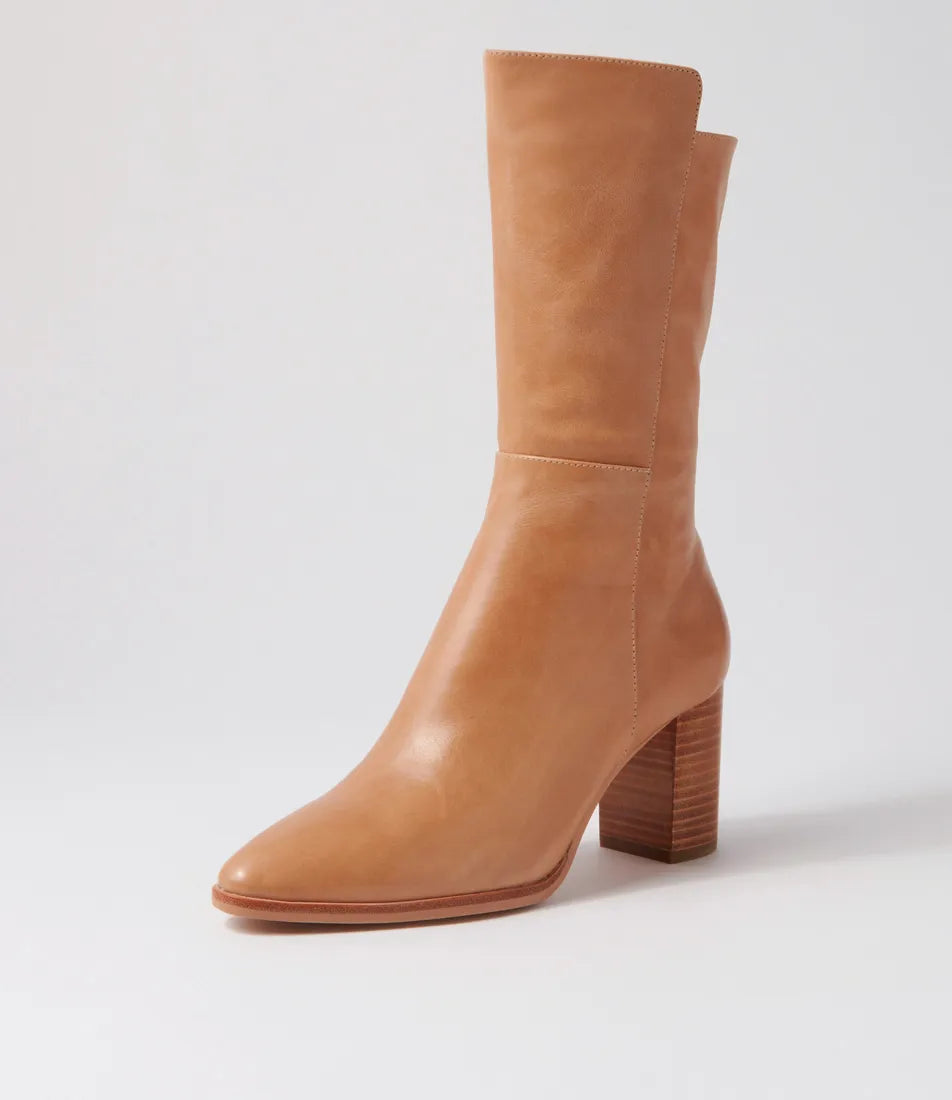 Django & Juliette - Aisley