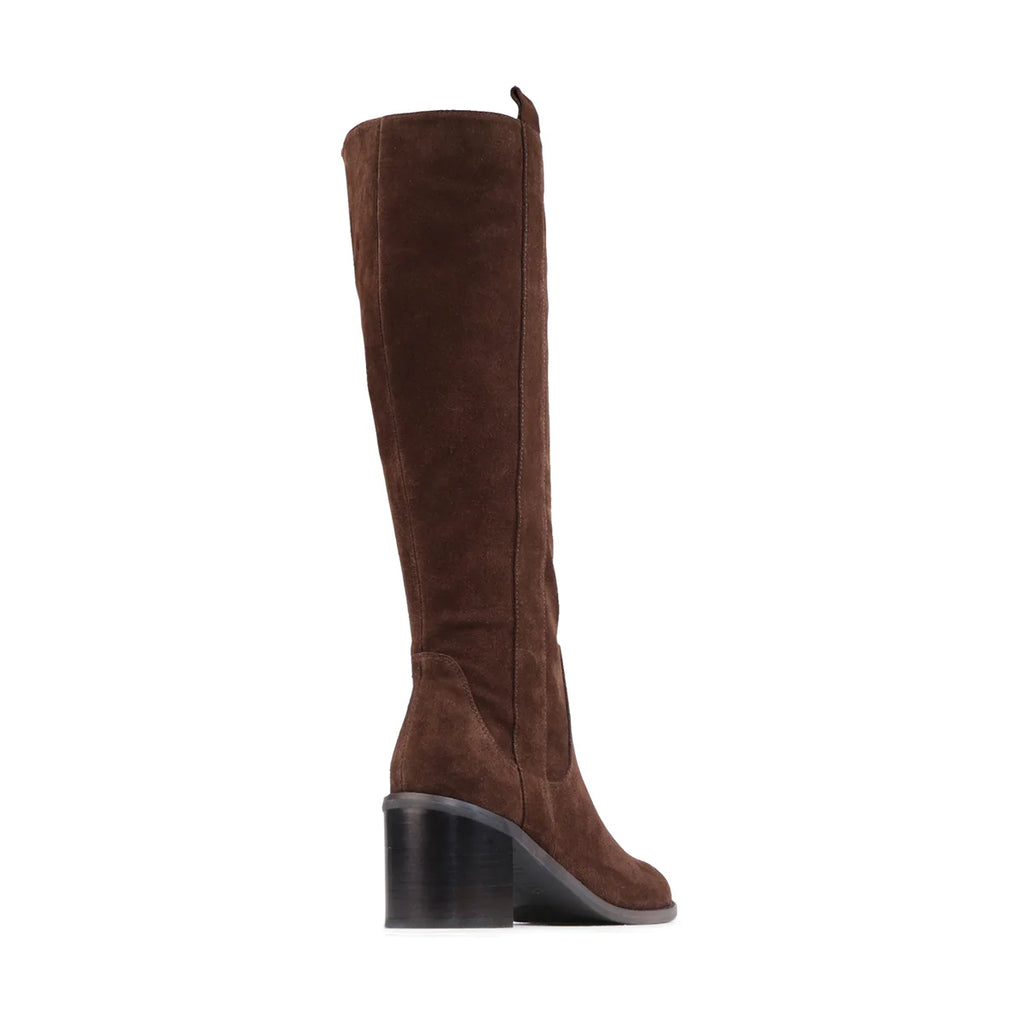 EOS - Chahnie Chestnut Suede