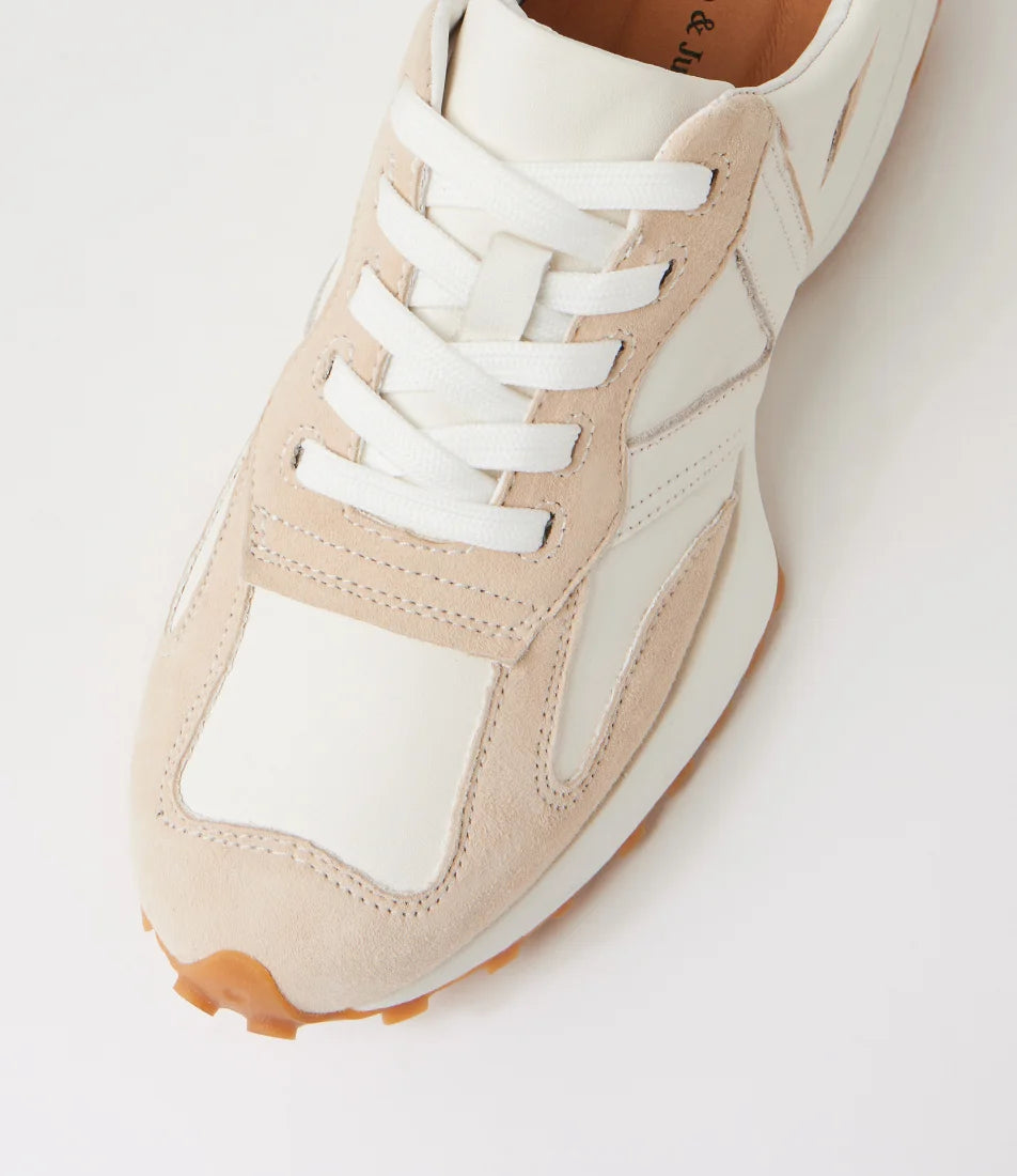 Django & Juliette - Orange Beige White