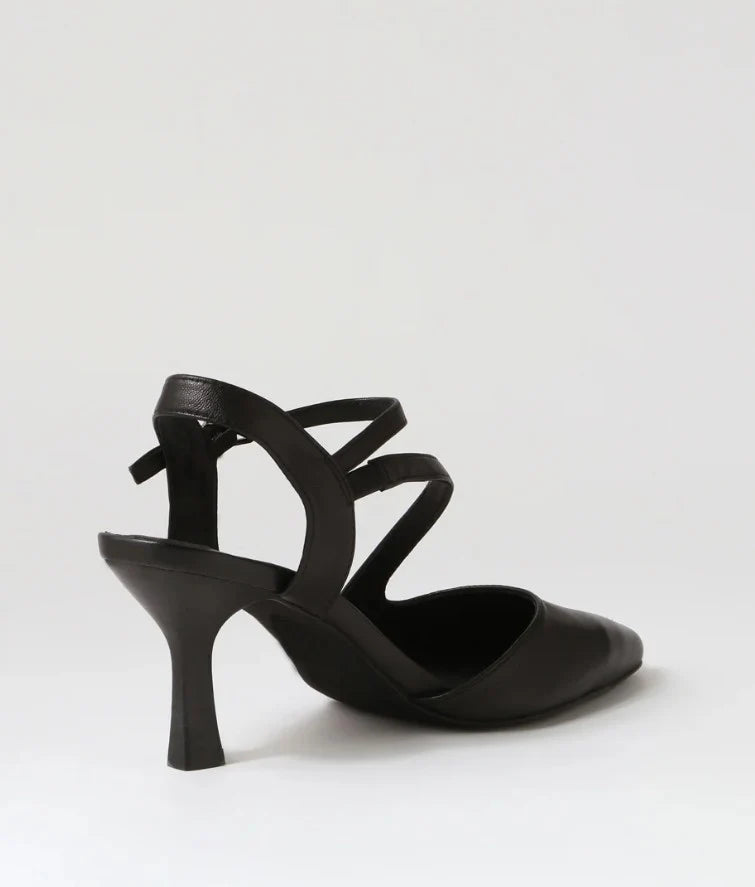 Top End - Lukka Black